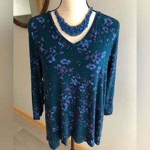 H by Halston Teal & Periwinkle Floral Top Size Medium